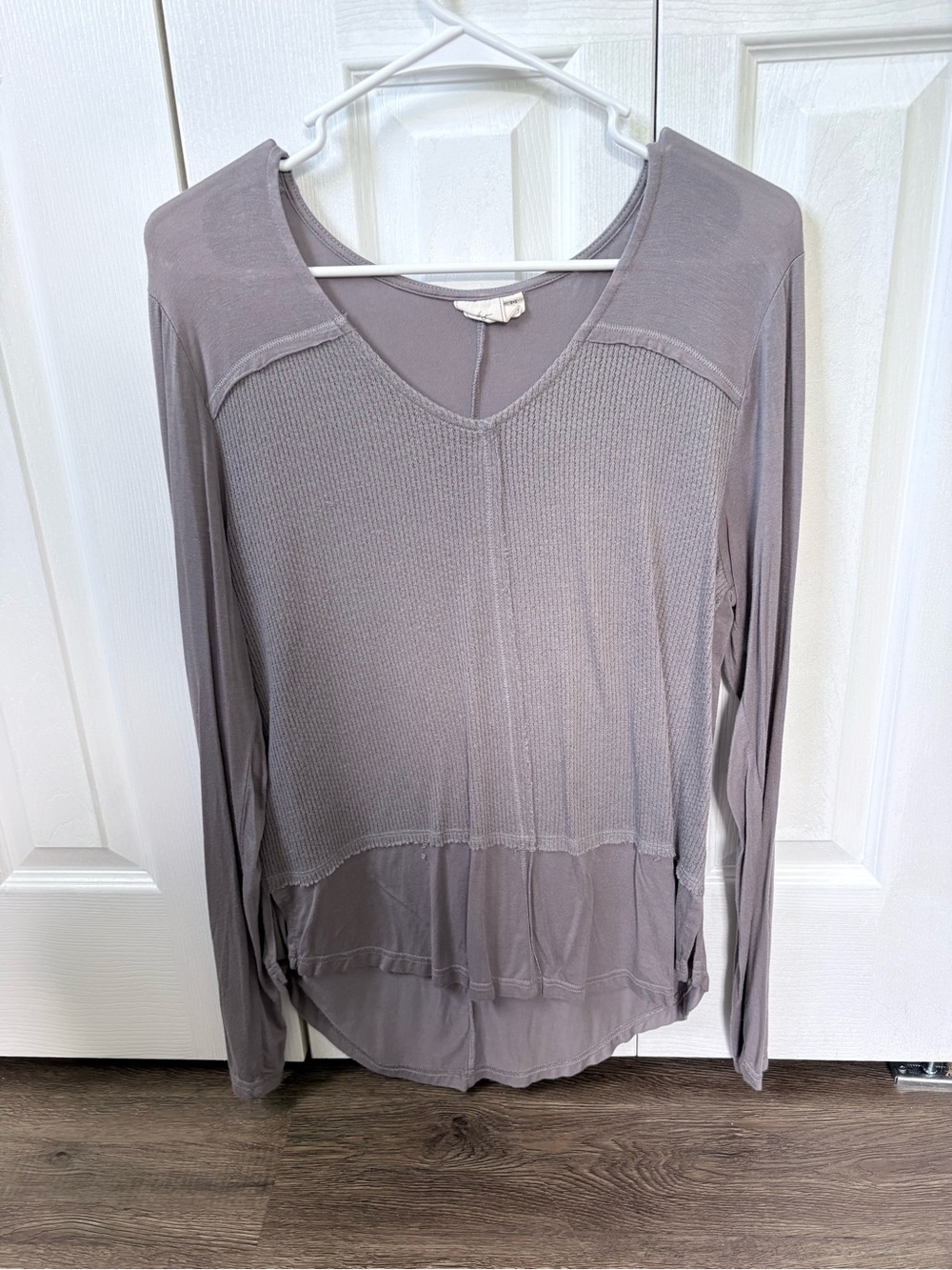 White Crow Long Sleeve V-Neck Top - Taupe Gray